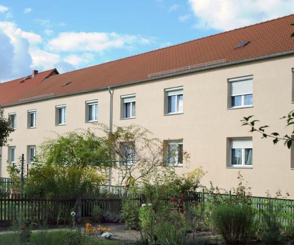 Mehrfamilienhaus mit 2 Etagen